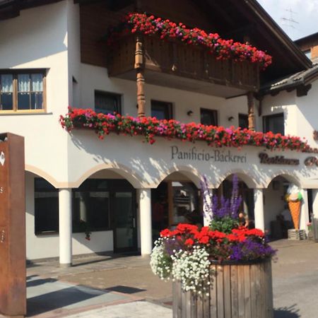 Residence Ploner San Cassiano  Luaran gambar