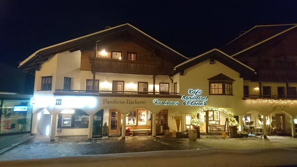 Residence Ploner San Cassiano  Luaran gambar
